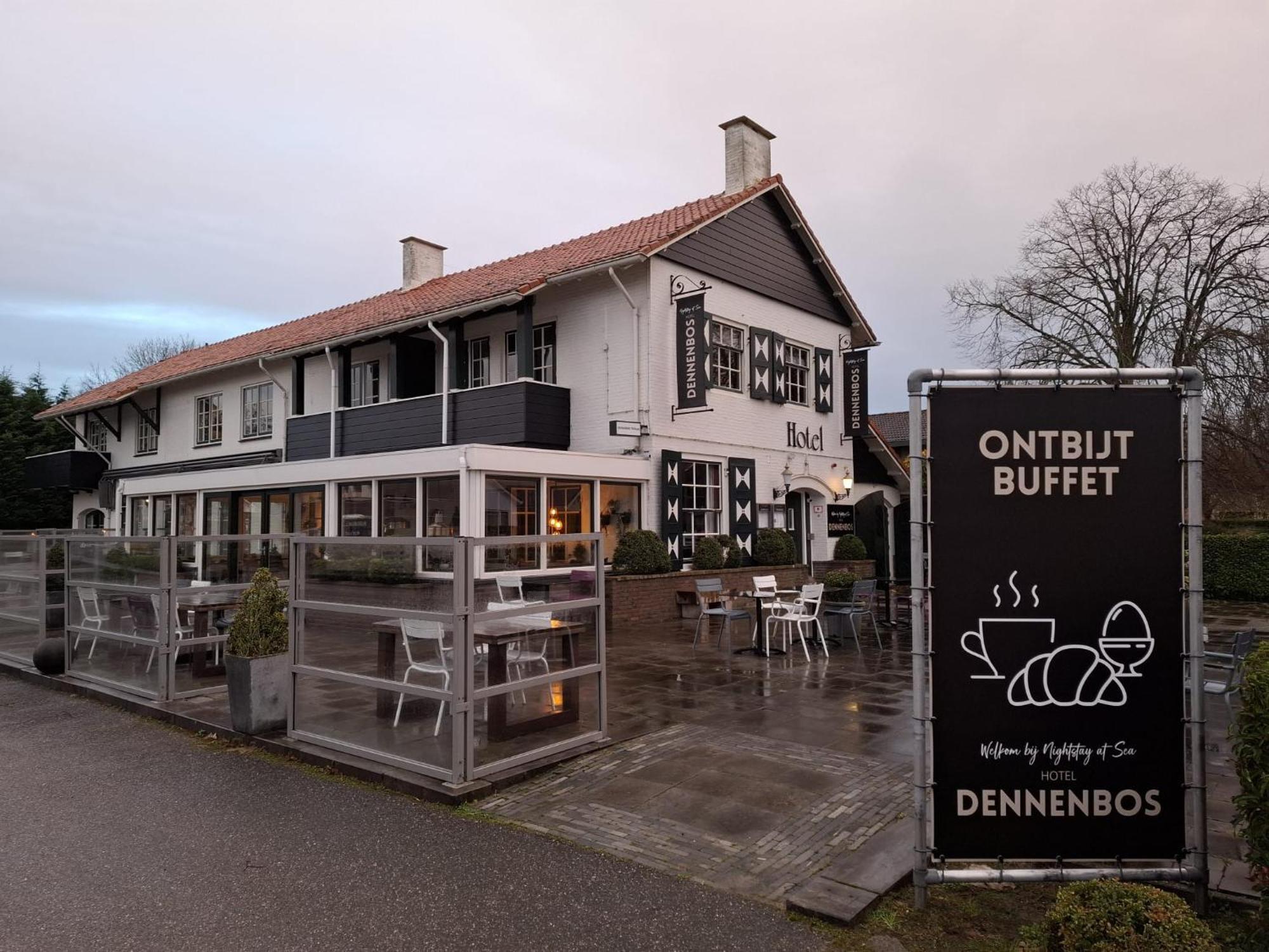 Strandhotel Dennenbos 오스트카펠 외부 사진